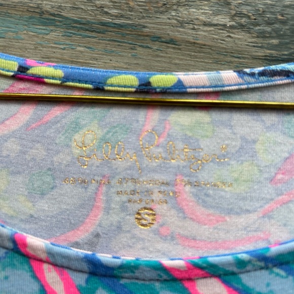 Lilly Pulitzer Women Small Blouse Tie at Bottom Pink Blue White 3/4” Sleeves - Picture 8 of 9